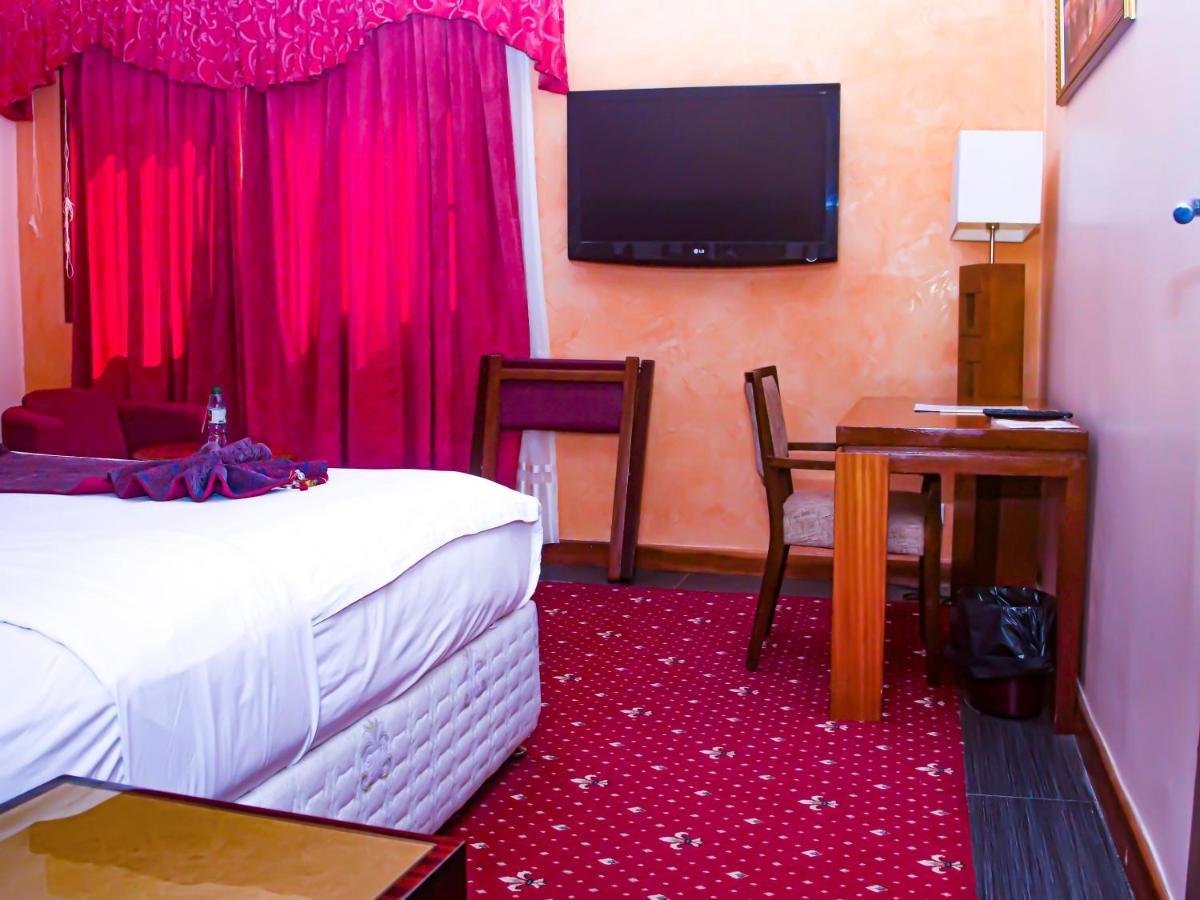 Hotel Fleur De Lys Almadies Dakar Bagian luar foto