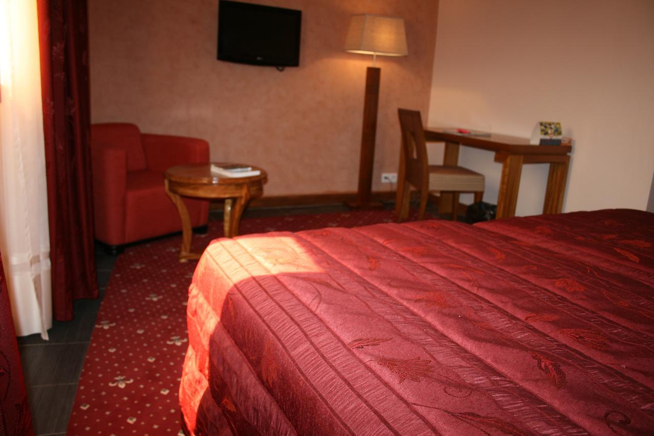 Hotel Fleur De Lys Almadies Dakar Bagian luar foto